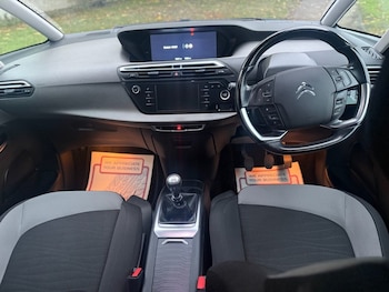 Used Citroen C4 Picasso 2016 for sale - 76417792: Photo