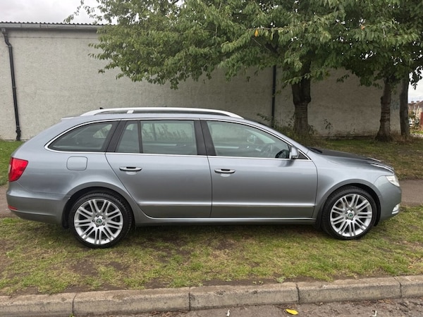 Used Skoda Superb 2013 for sale - 76056880: Photo 16