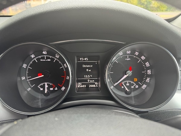 Used Skoda Superb 2013 for sale - 76056880: Photo 37