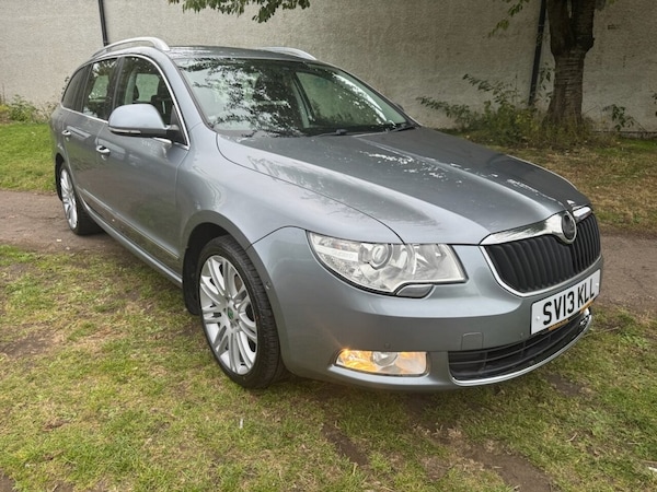 Used Skoda Superb 2013 for sale - 76056880: Photo 4