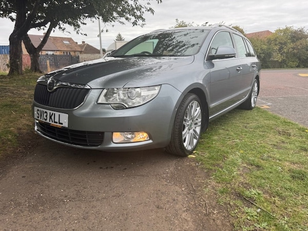 Used Skoda Superb 2013 for sale - 76056880: Photo 7