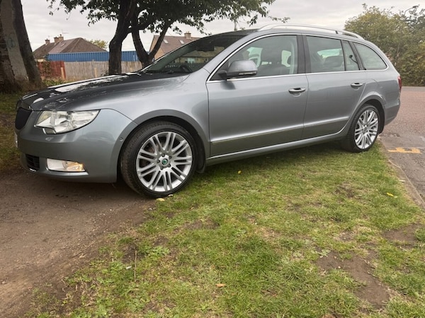 Used Skoda Superb 2013 for sale - 76056880: Photo 9