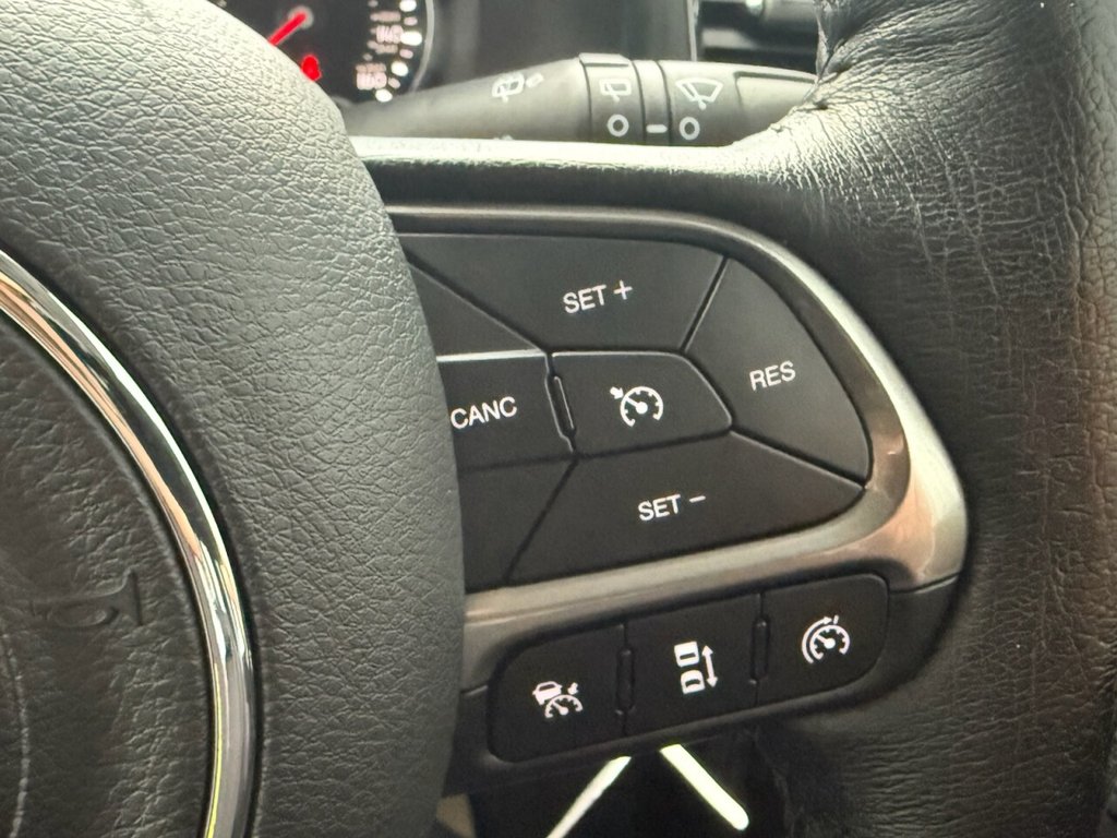 Used Jeep Renegade 2020 for sale - 76482407: Photo 32