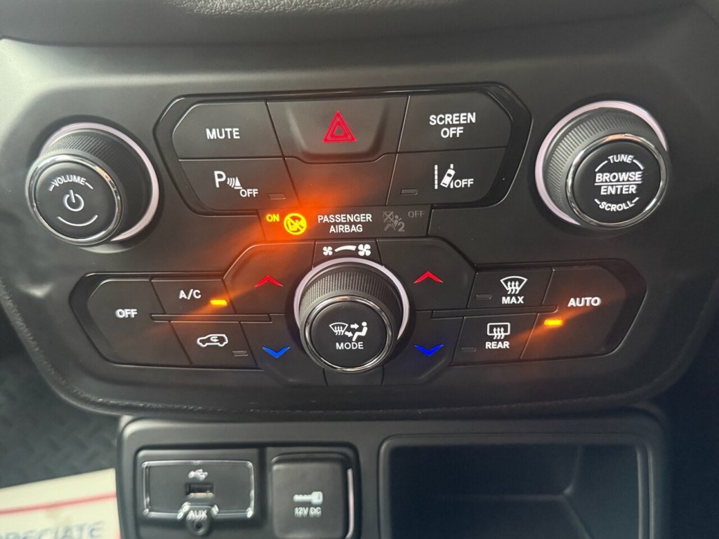 Used Jeep Renegade 2020 for sale - 76482407: Photo 35