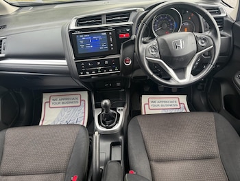 Used Honda Jazz 2017 for sale - 76132548: Photo