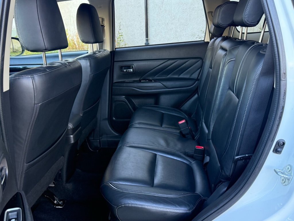 Used Mitsubishi Outlander 2018 for sale - 76396062: Photo 35