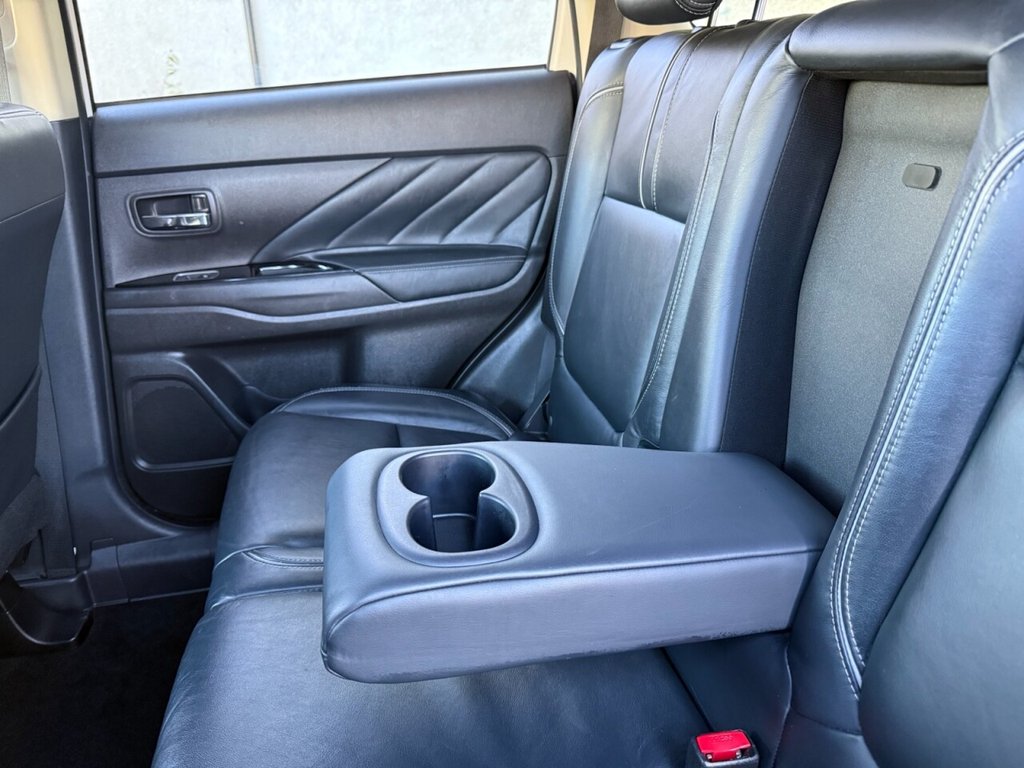 Used Mitsubishi Outlander 2018 for sale - 76396062: Photo 38