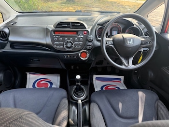 Used Honda Jazz 2011 for sale - 75585849: Photo