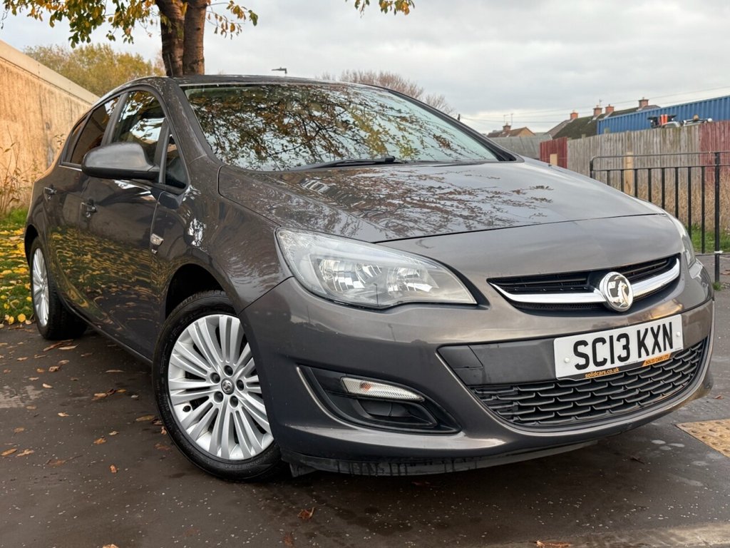 Used Vauxhall Astra 2013 for sale - 76496637: Photo 1