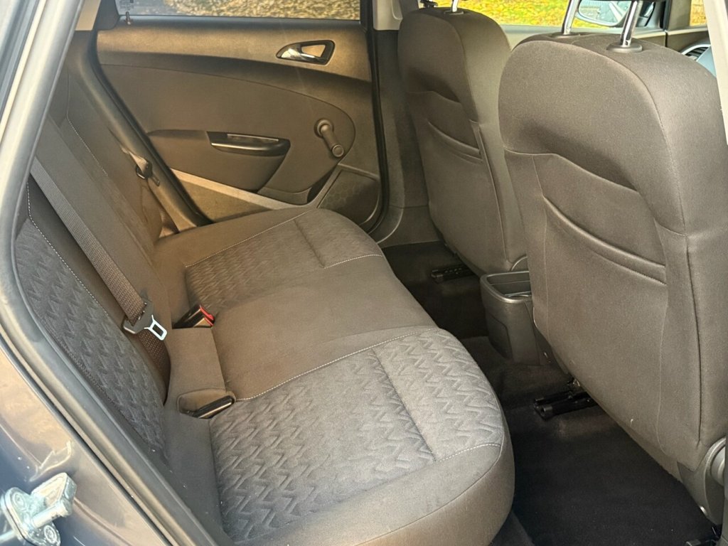 Used Vauxhall Astra 2013 for sale - 76496637: Photo 13