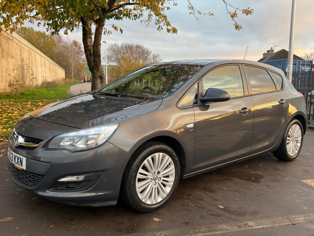 Used Vauxhall Astra 2013 for sale - 76496637: Photo 16