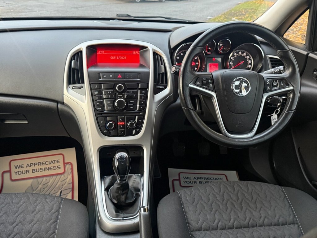 Used Vauxhall Astra 2013 for sale - 76496637: Photo 3