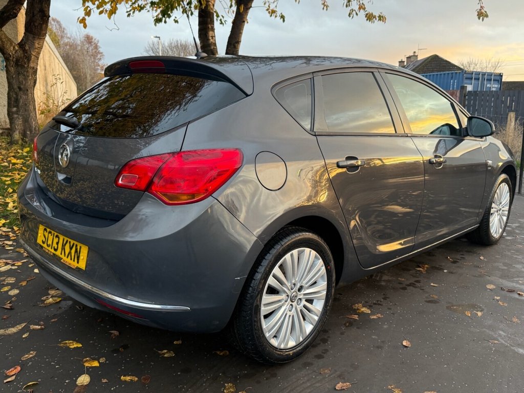 Used Vauxhall Astra 2013 for sale - 76496637: Photo 9