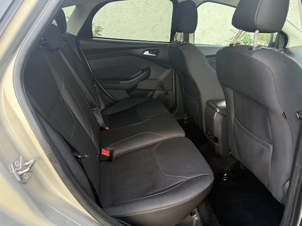Used Ford Focus 2015 for sale - 76202465: Photo 12