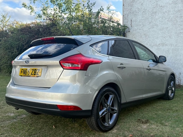 Used Ford Focus 2015 for sale - 76202465: Photo 19
