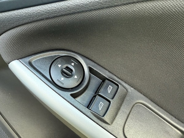 Used Ford Focus 2015 for sale - 76202465: Photo 33