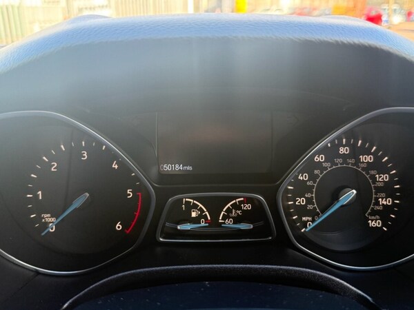 Used Ford Focus 2015 for sale - 76202465: Photo 34