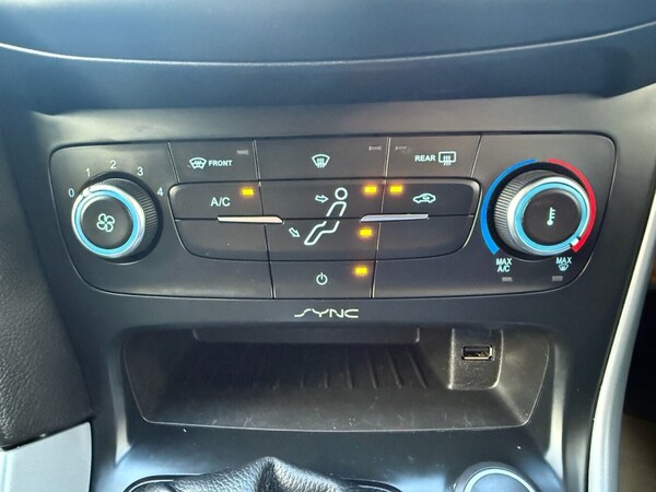 Used Ford Focus 2015 for sale - 76202465: Photo 39