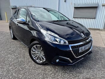 2019 (69) - 1.2 PureTech Signature Hatchback 5dr Petrol Manual Euro 6 (s/s) (82 ps)