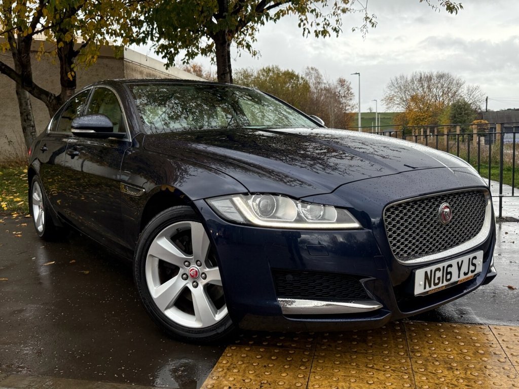 Used Jaguar XF 2016 for sale - 76482481: Photo 1