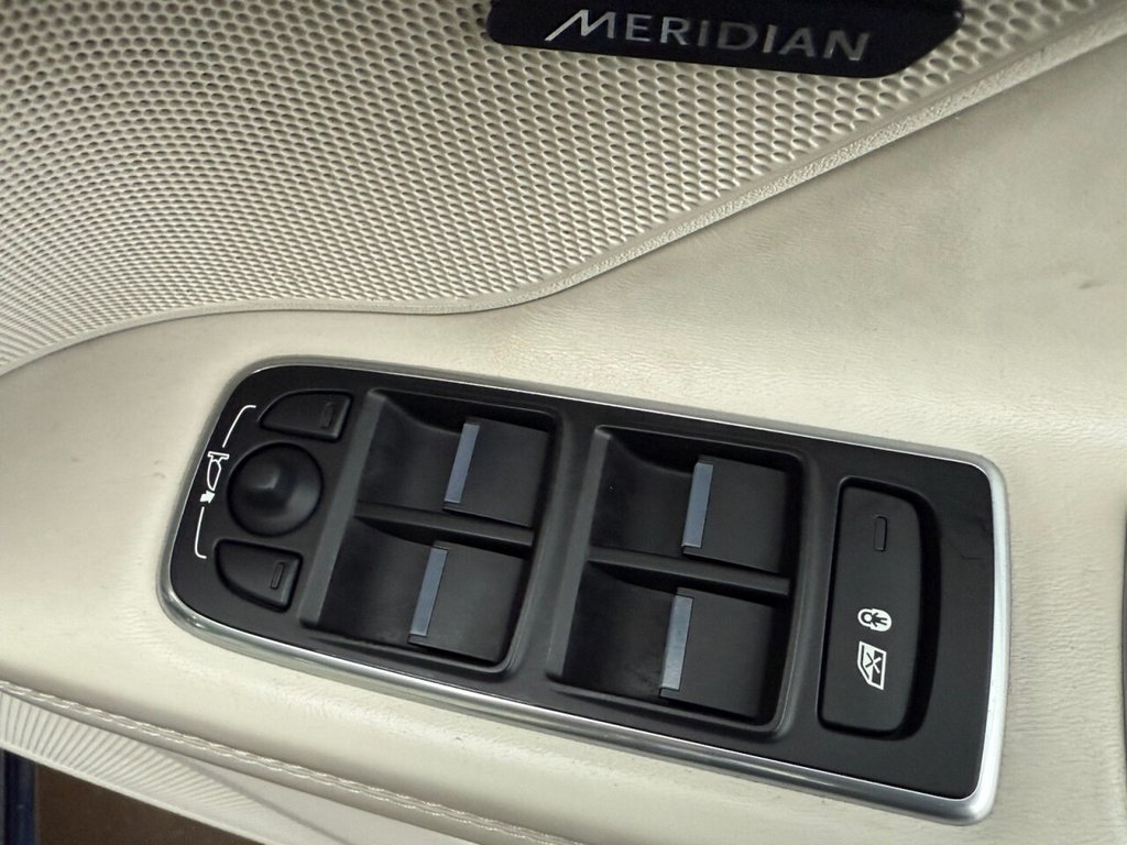 Used Jaguar XF 2016 for sale - 76482481: Photo 12