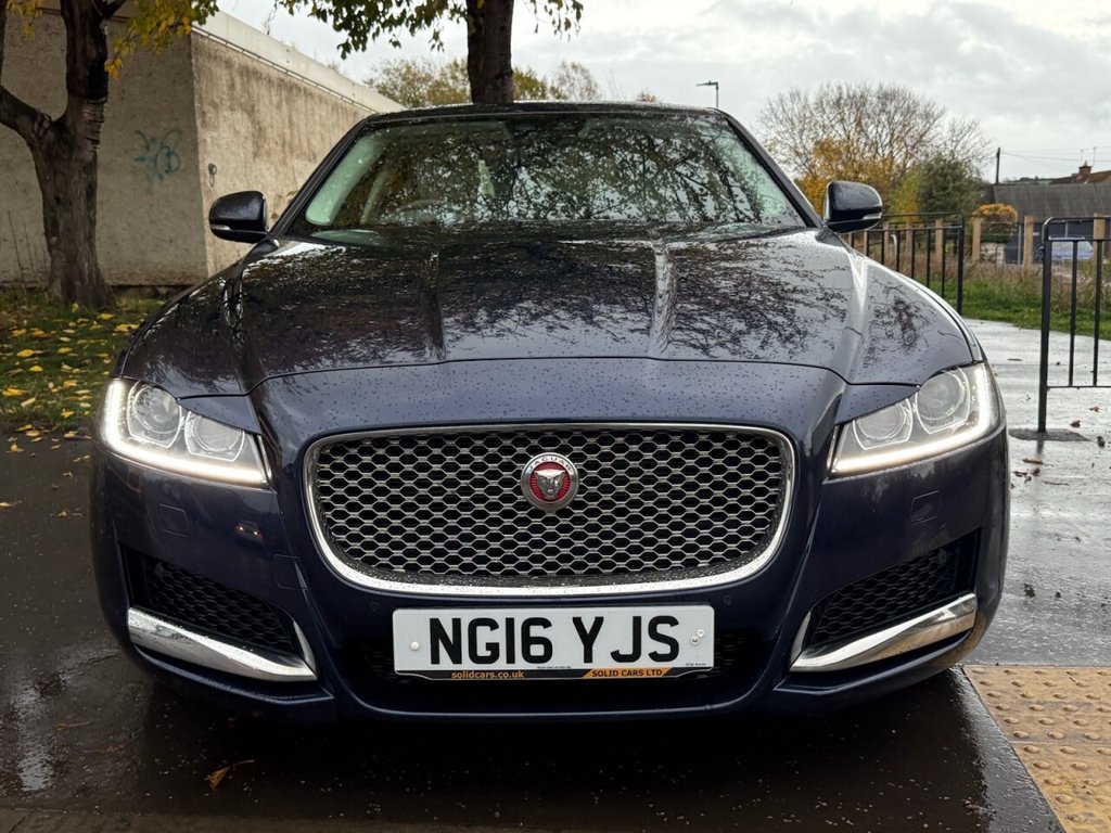 Used Jaguar XF 2016 for sale - 76482481: Photo 2