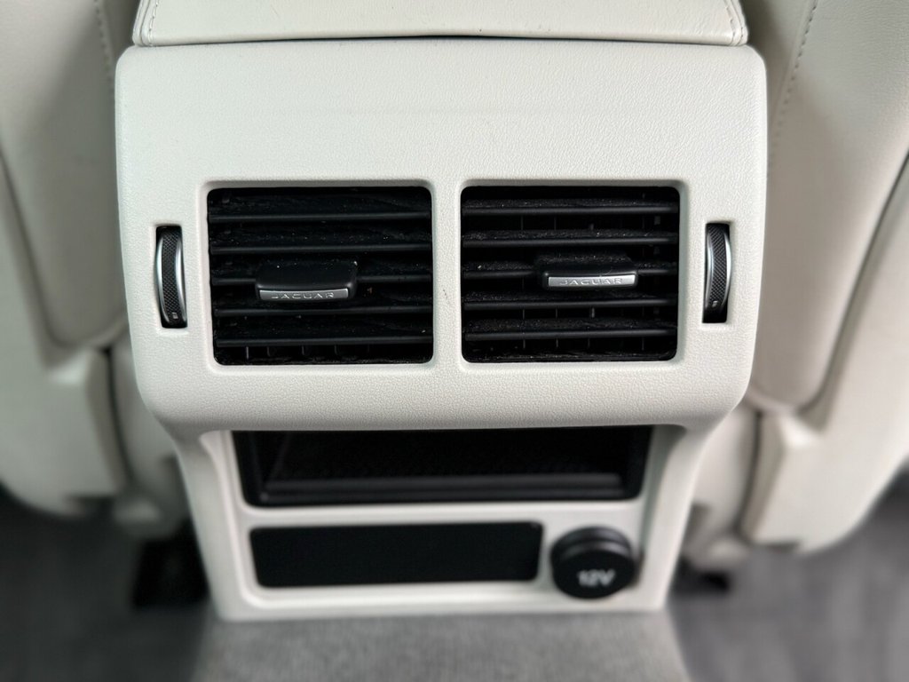 Used Jaguar XF 2016 for sale - 76482481: Photo 27