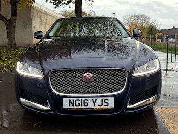 Used Jaguar XF 2016 for sale - 76482481: Photo