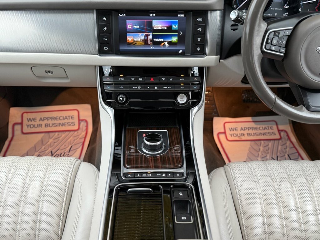 Used Jaguar XF 2016 for sale - 76482481: Photo 3