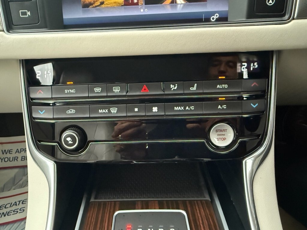 Used Jaguar XF 2016 for sale - 76482481: Photo 48