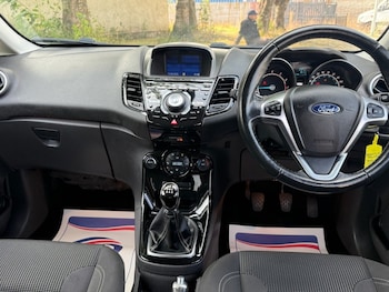 Used Ford Fiesta 2017 for sale - 75585839: Photo