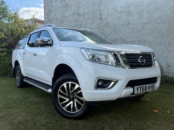 Nissan - Navara