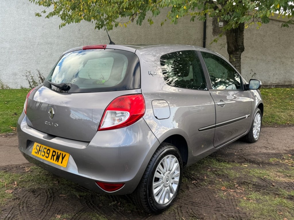 Used Renault Clio 2009 for sale - 76376049: Photo 10