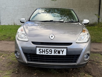 Used Renault Clio 2009 for sale - 76376049: Photo