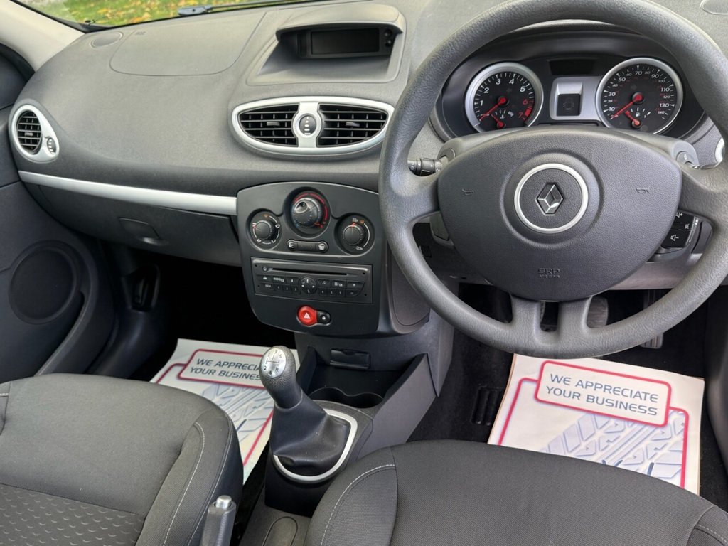 Used Renault Clio 2009 for sale - 76376049: Photo 3