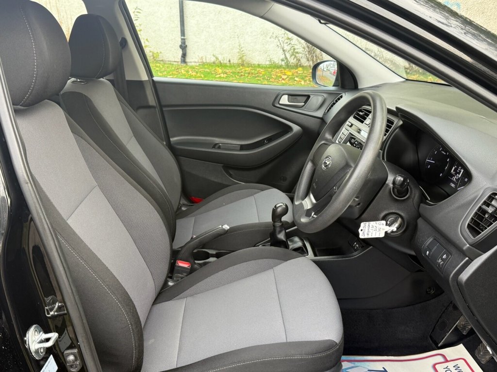 Used Hyundai i20 2017 for sale - 76356971: Photo 12
