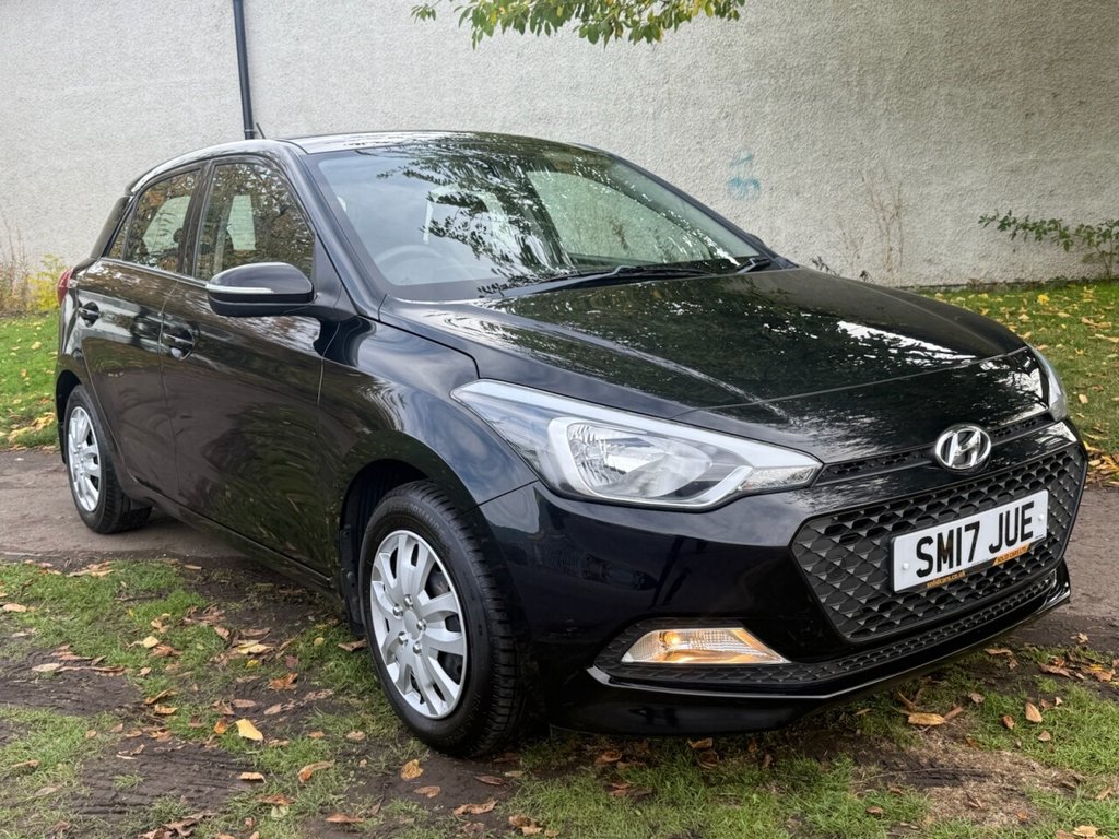 Used Hyundai i20 2017 for sale - 76356971: Photo 4