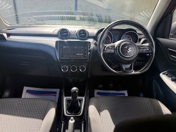 Used Suzuki Swift 2018 for sale - 75456657: Photo