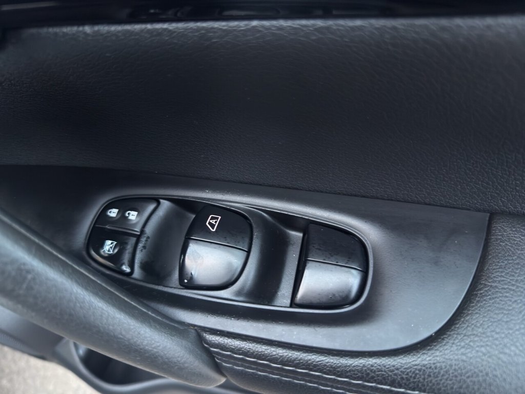 Used Nissan Qashqai 2016 for sale - 76590960: Photo 13