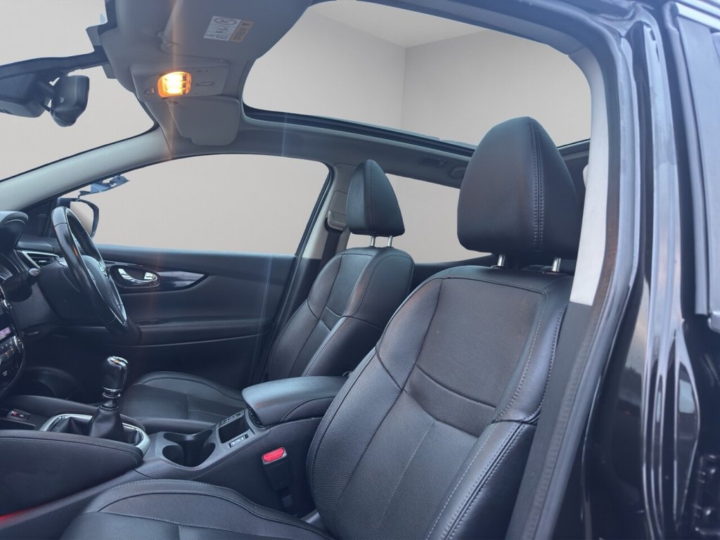 Used Nissan Qashqai 2016 for sale - 76590960: Photo 28