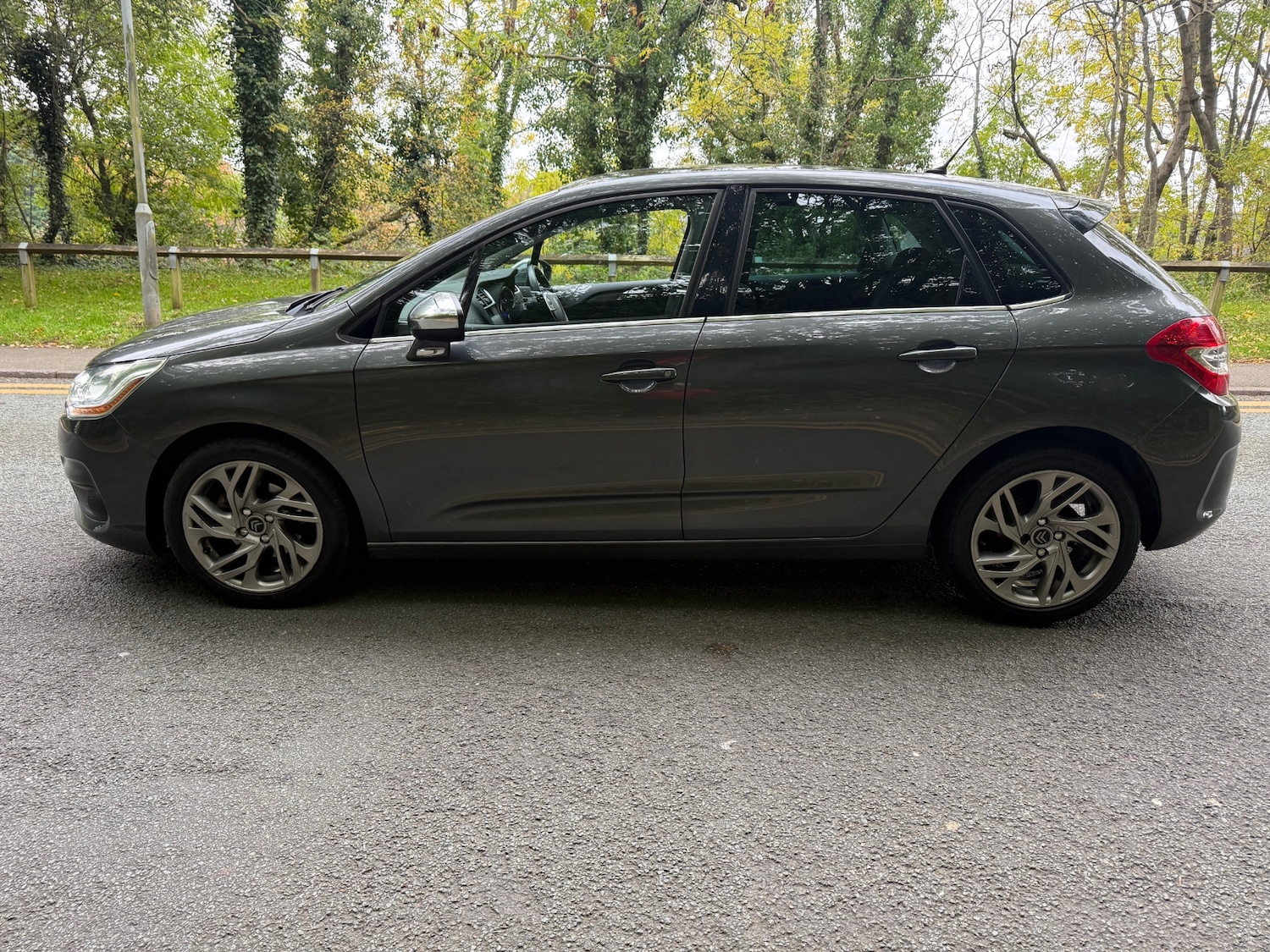 Used Citroen C4 2015 for sale - 76316481: Photo 4