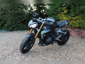 Used Triumph SPEED 2022 for sale - bike-78538738: Photo