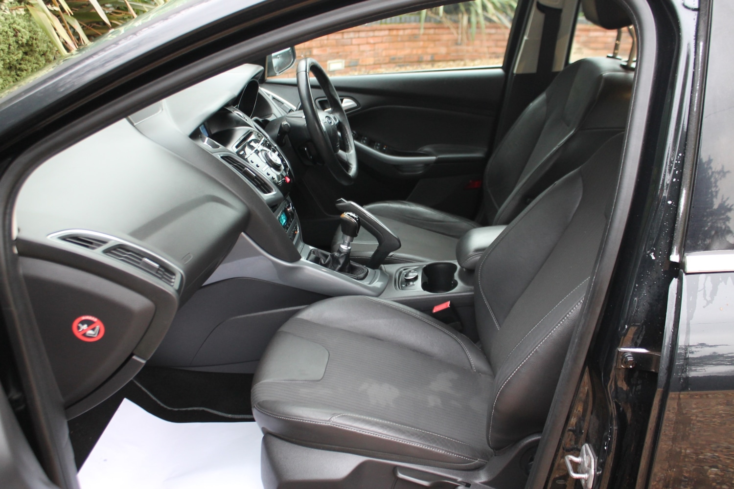 Used Ford Focus 2011 for sale - 77367235: Photo 10