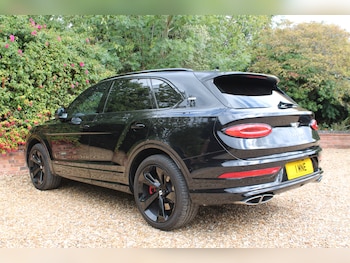 Used Bentley Bentayga 2020 for sale - 75779711: Photo
