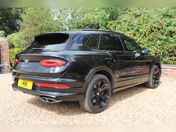 Used Bentley Bentayga 2020 for sale - 75779711: Photo