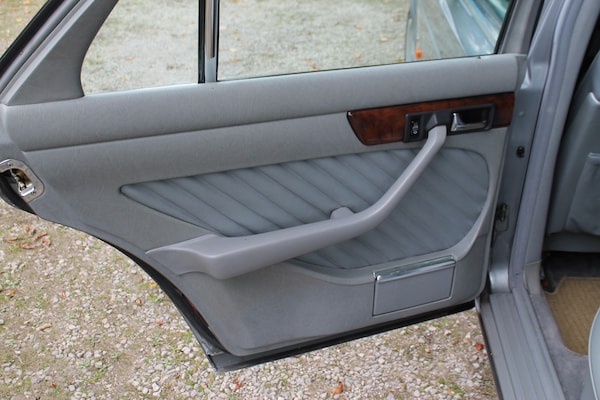 Used Mercedes-Benz S-Class 1990 for sale - 76135807: Photo 13