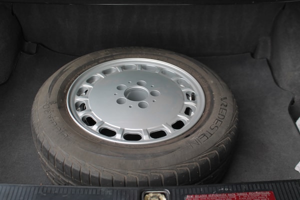 Used Mercedes-Benz S-Class 1990 for sale - 76135807: Photo 14