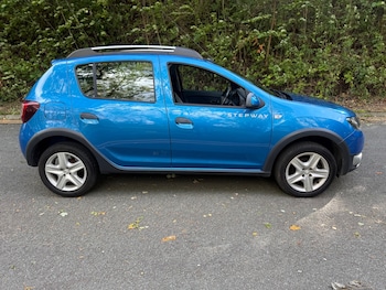 Used Dacia Sandero Stepway 2013 for sale - 76174361: Photo 3