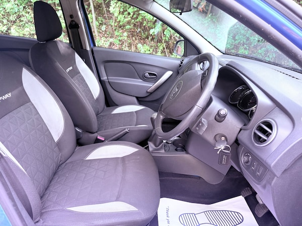 Used Dacia Sandero Stepway 2013 for sale - 76174361: Photo 9