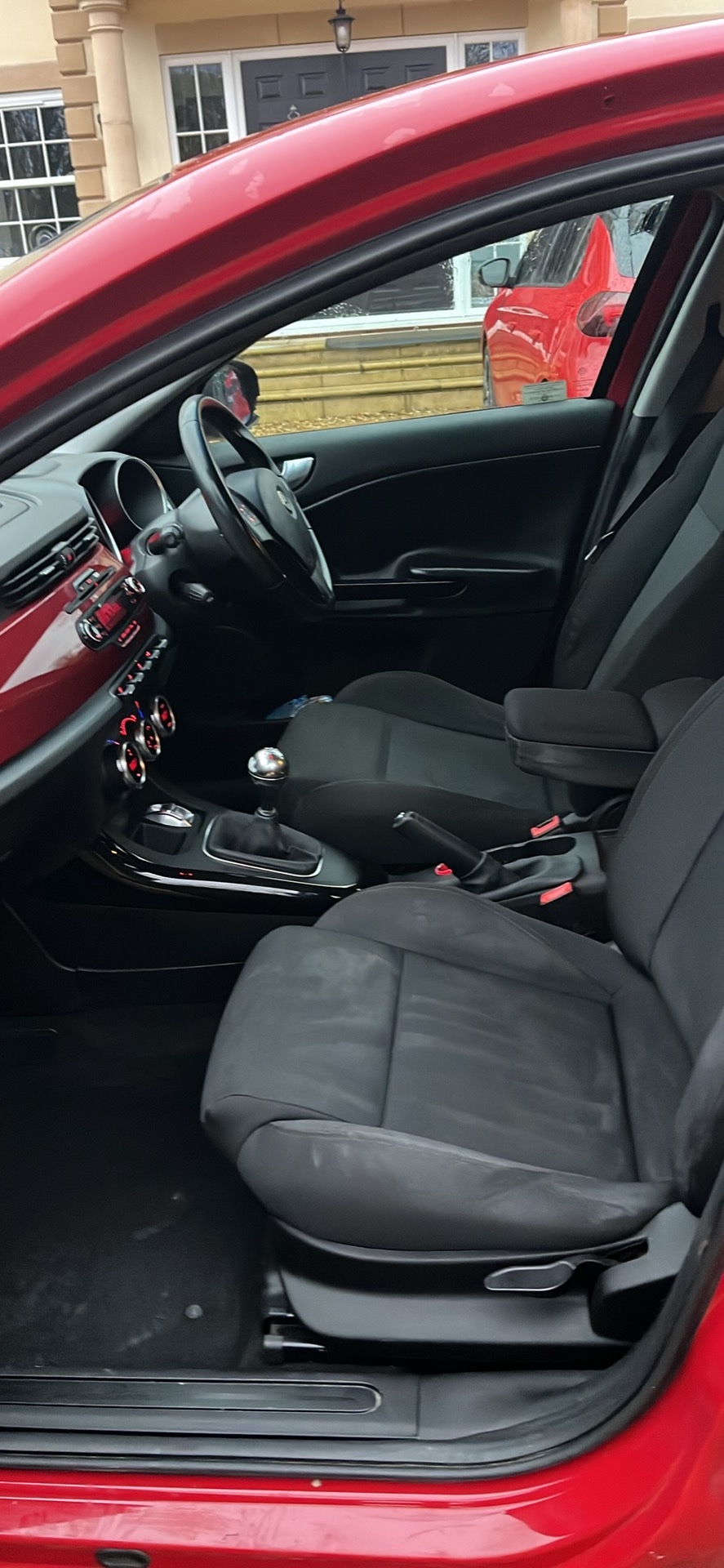 Used Alfa Romeo Giulietta 2010 for sale - 77632537: Photo 9